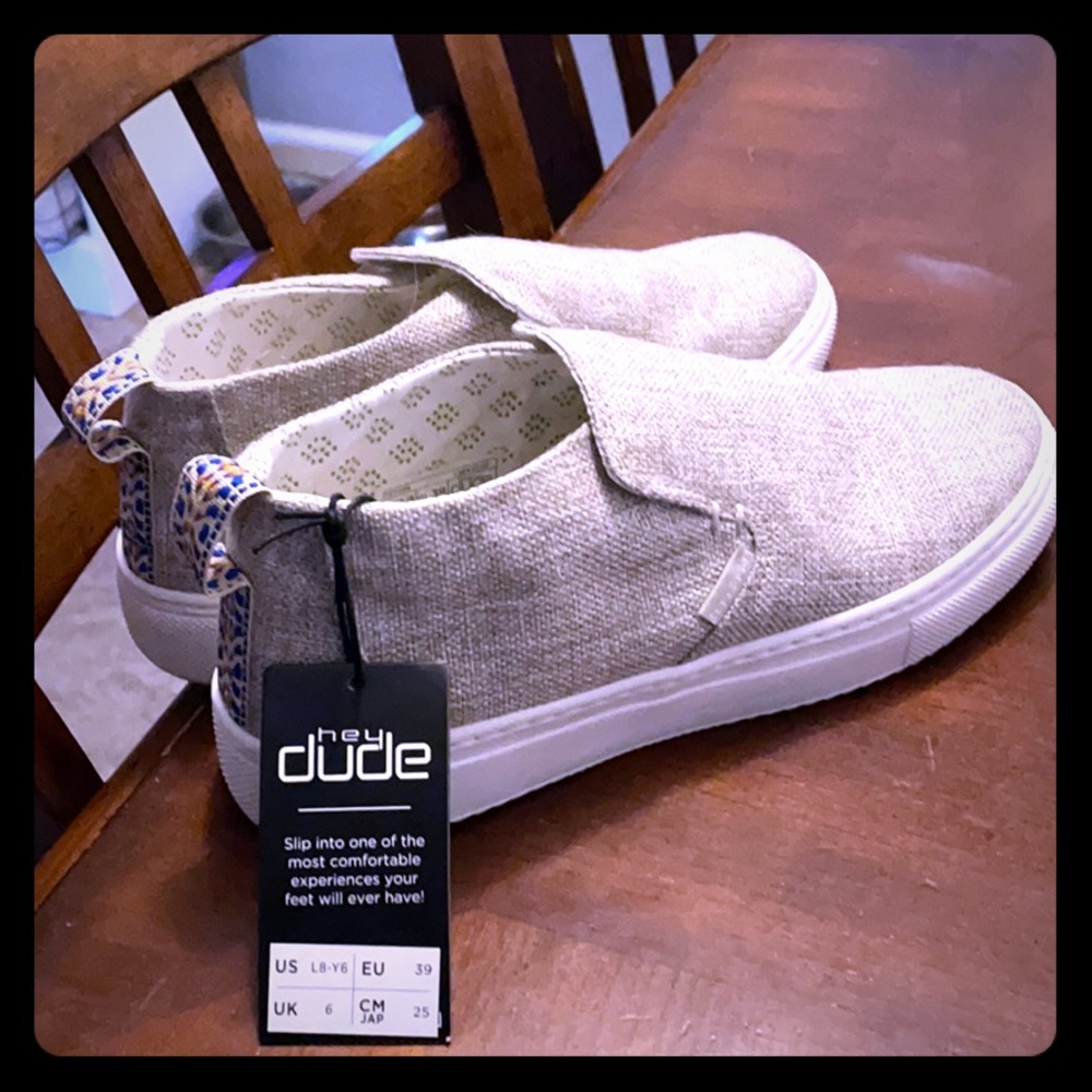 Hey Dudes shoes